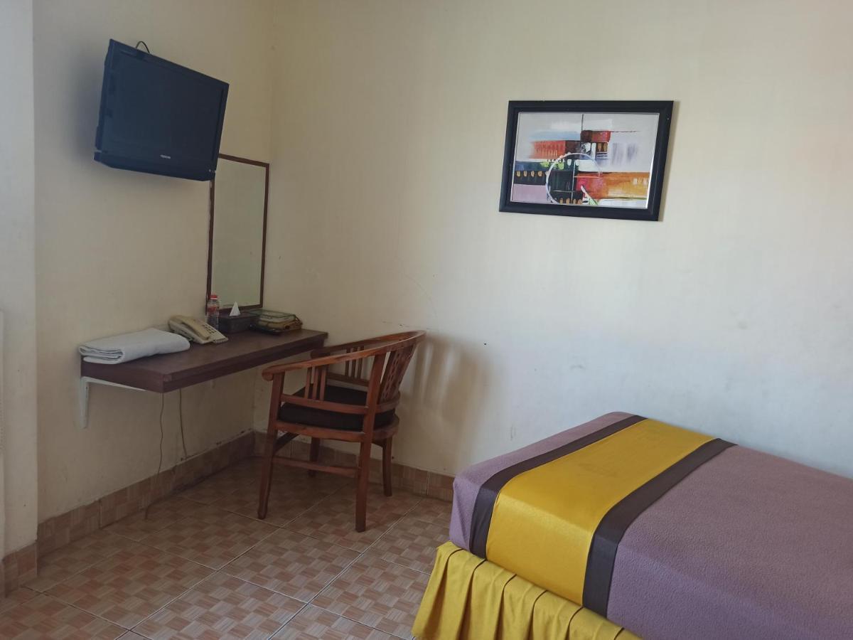 Al-Badar Hotel Syariah Makassar Exterior foto